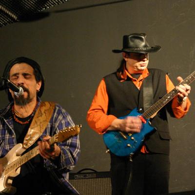 With Bill Perry Live. Gabriel Delta. Gallery